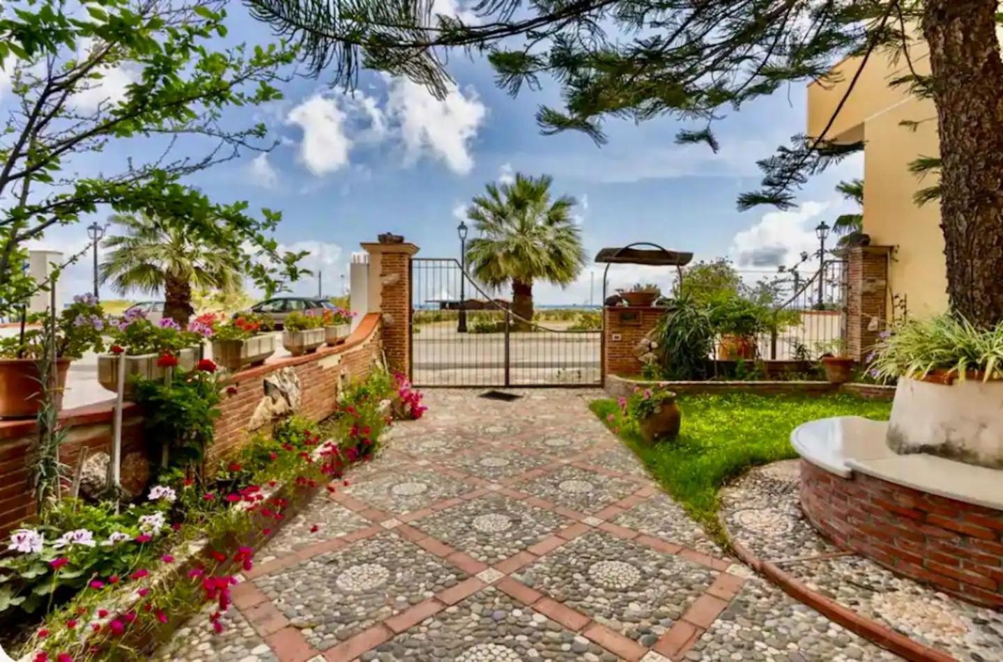 Una Araucaria Sul Mare Apartment San Giorgio  Bagian luar foto